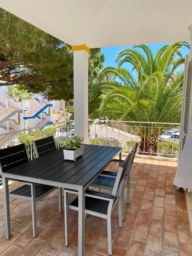 Beautiful Apartment For Rent In Quinta Do Lago With Excellent Resort Facilities Close To Lake And Beach. Zewnętrze zdjęcie