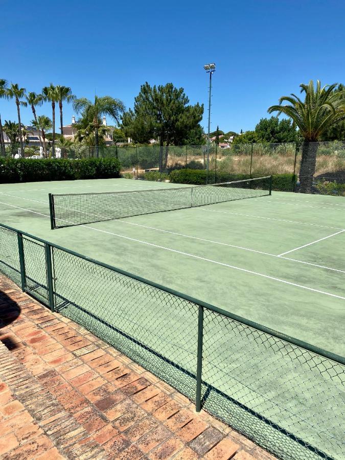 Beautiful Apartment For Rent In Quinta Do Lago With Excellent Resort Facilities Close To Lake And Beach. Zewnętrze zdjęcie