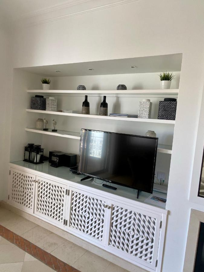 Beautiful Apartment For Rent In Quinta Do Lago With Excellent Resort Facilities Close To Lake And Beach. Zewnętrze zdjęcie