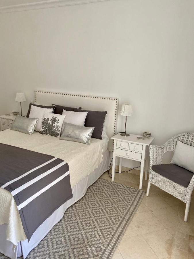 Beautiful Apartment For Rent In Quinta Do Lago With Excellent Resort Facilities Close To Lake And Beach. Zewnętrze zdjęcie