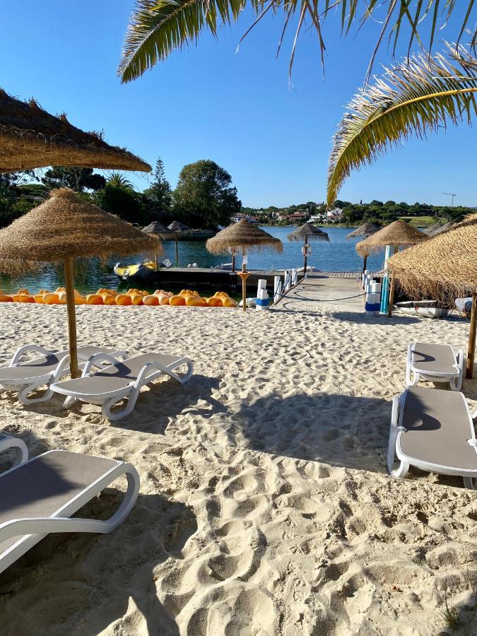 Beautiful Apartment For Rent In Quinta Do Lago With Excellent Resort Facilities Close To Lake And Beach. Zewnętrze zdjęcie